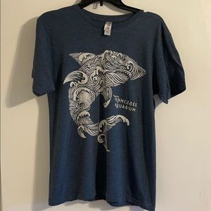 Women’s Tee (S) Tennessee Aquarium Shirt